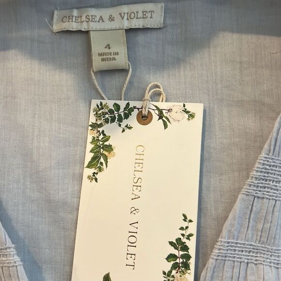 Chelsea & Violet NWT Textured V-Neck Button Front Dress Size 4 - Picture 5 of 5